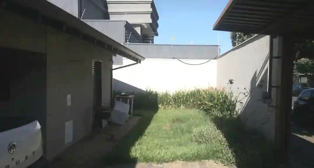Casa com 4 quartos para aluguel, 530m² — foto 6 de 60
