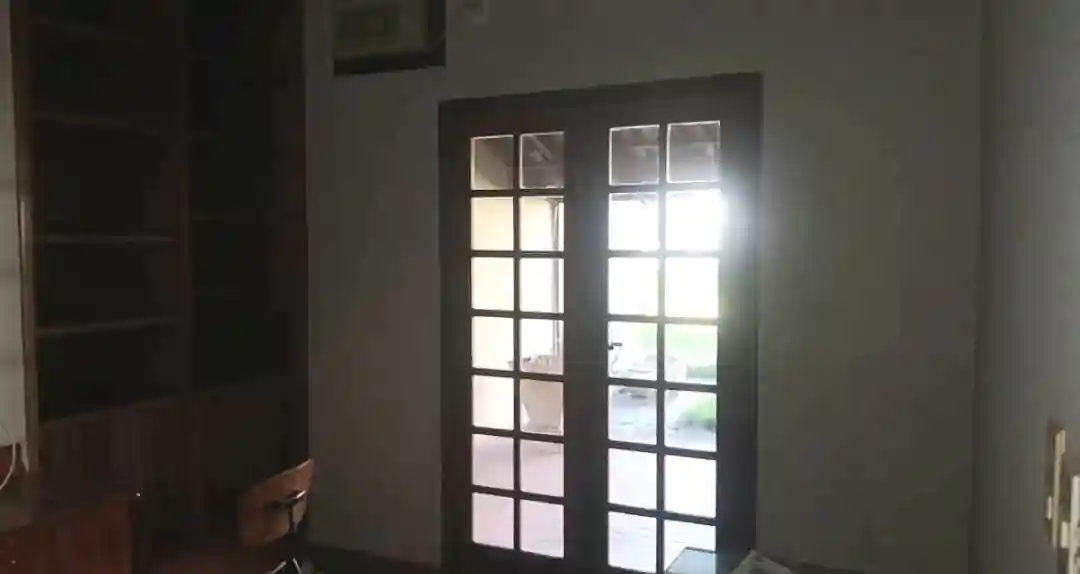 Casa com 4 quartos para aluguel, 530m² — foto 25 de 60