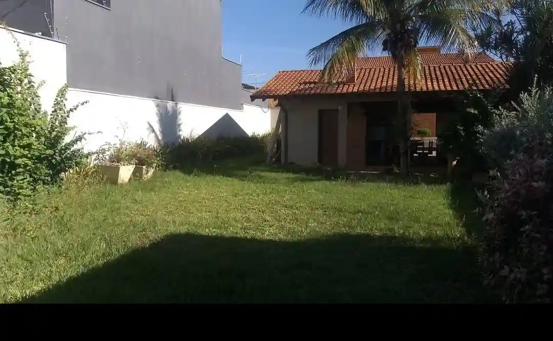 Casa com 4 quartos para aluguel, 530m² — foto 40 de 60