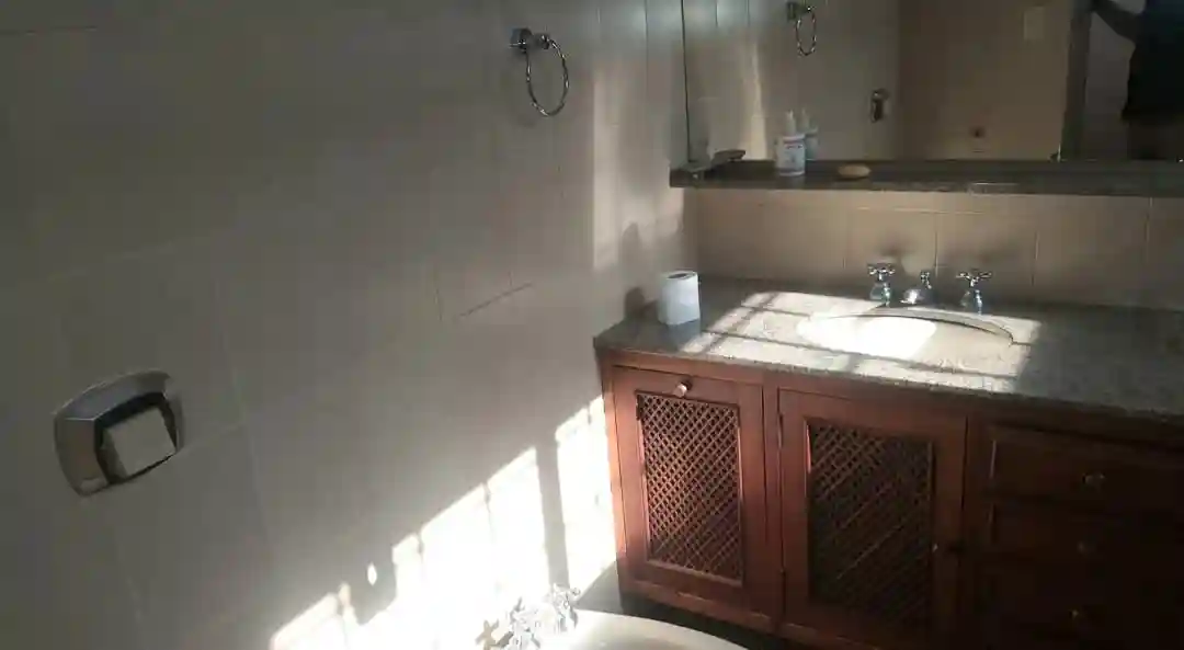 Casa com 4 quartos para aluguel, 530m² — foto 30 de 60