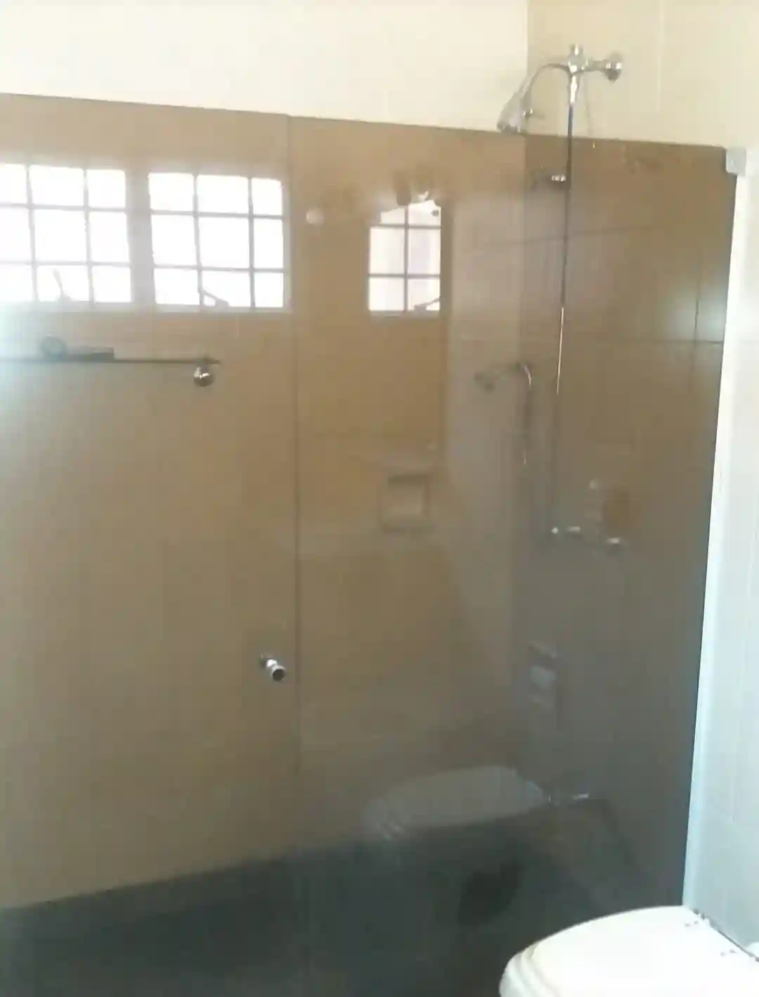 Casa com 4 quartos para aluguel, 530m² — foto 53 de 60