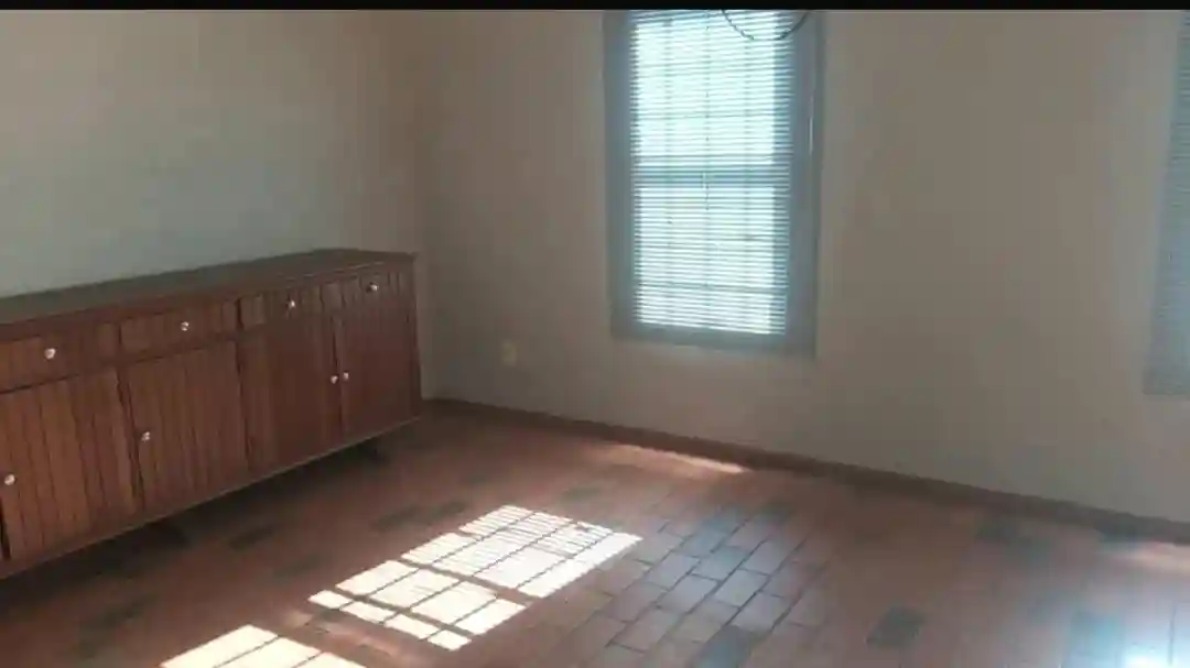 Casa com 4 quartos para aluguel, 530m² — foto 19 de 60