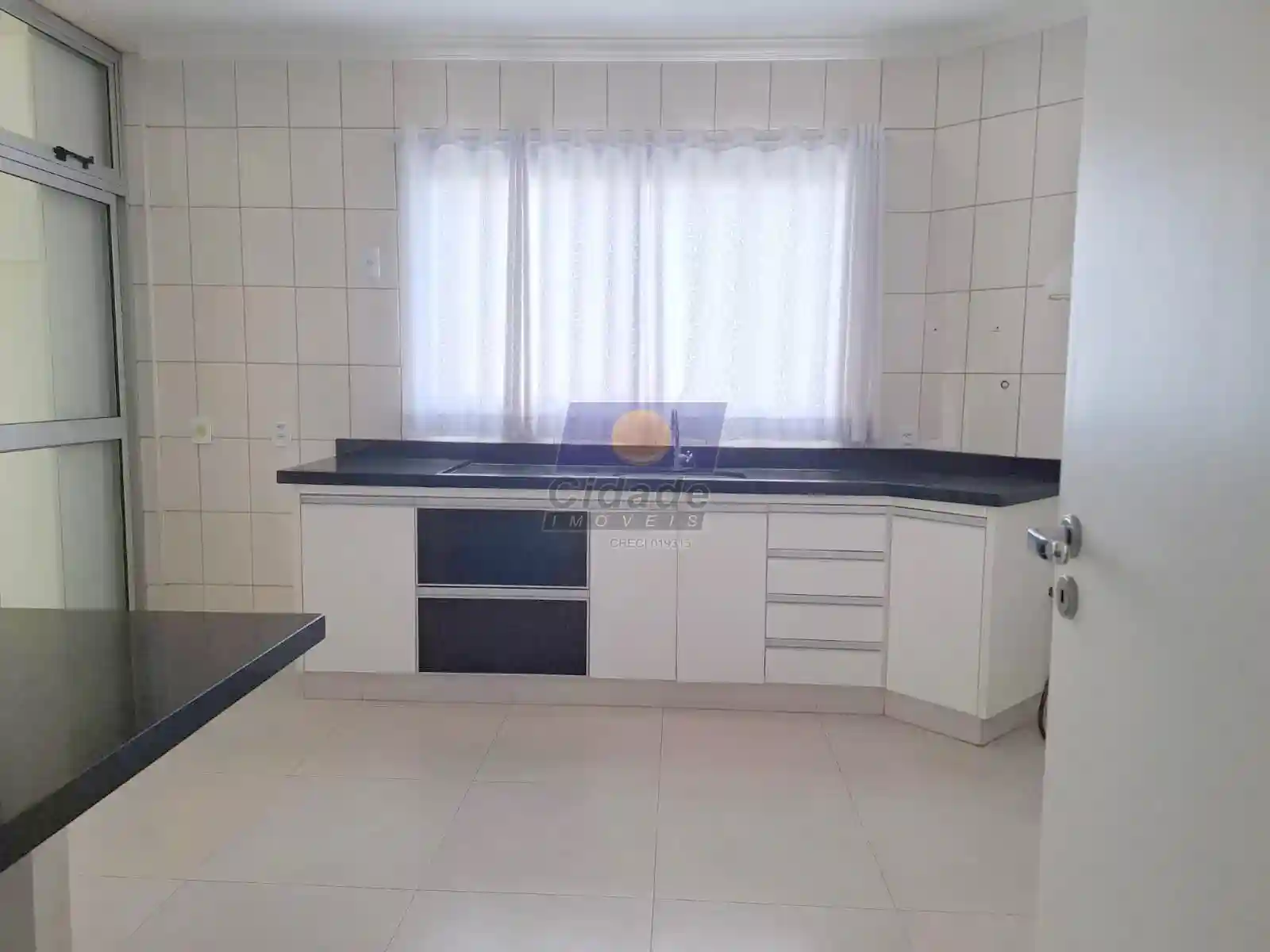 Apartamento com 3 quartos à venda, 134m² — foto 15 de 27