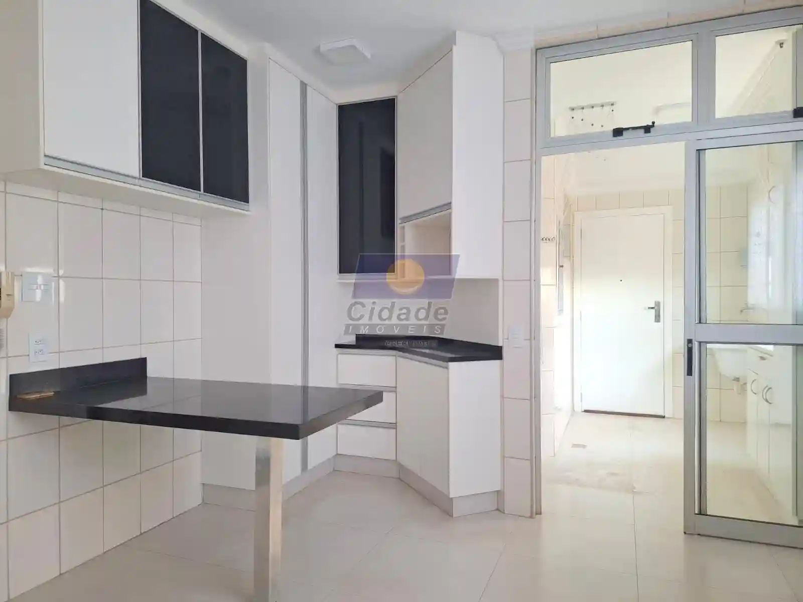 Apartamento com 3 quartos à venda, 134m² — foto 16 de 27