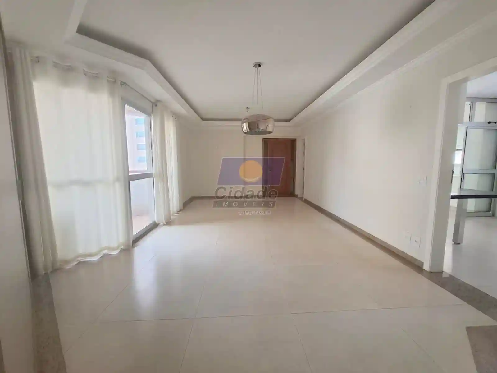 Apartamento com 3 quartos à venda, 134m² — foto 2 de 27
