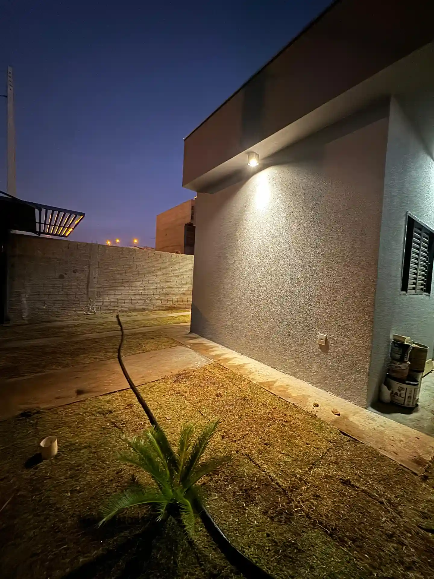 Casa com 2 quartos à venda, 51m² — foto 2 de 15