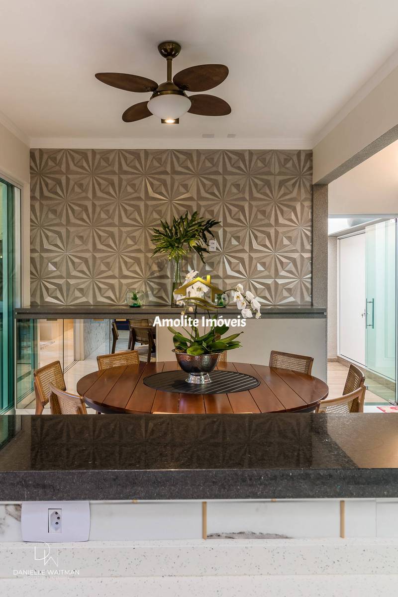 Casa de Condomínio com 3 quartos à venda, 200m² — foto 90 de 123