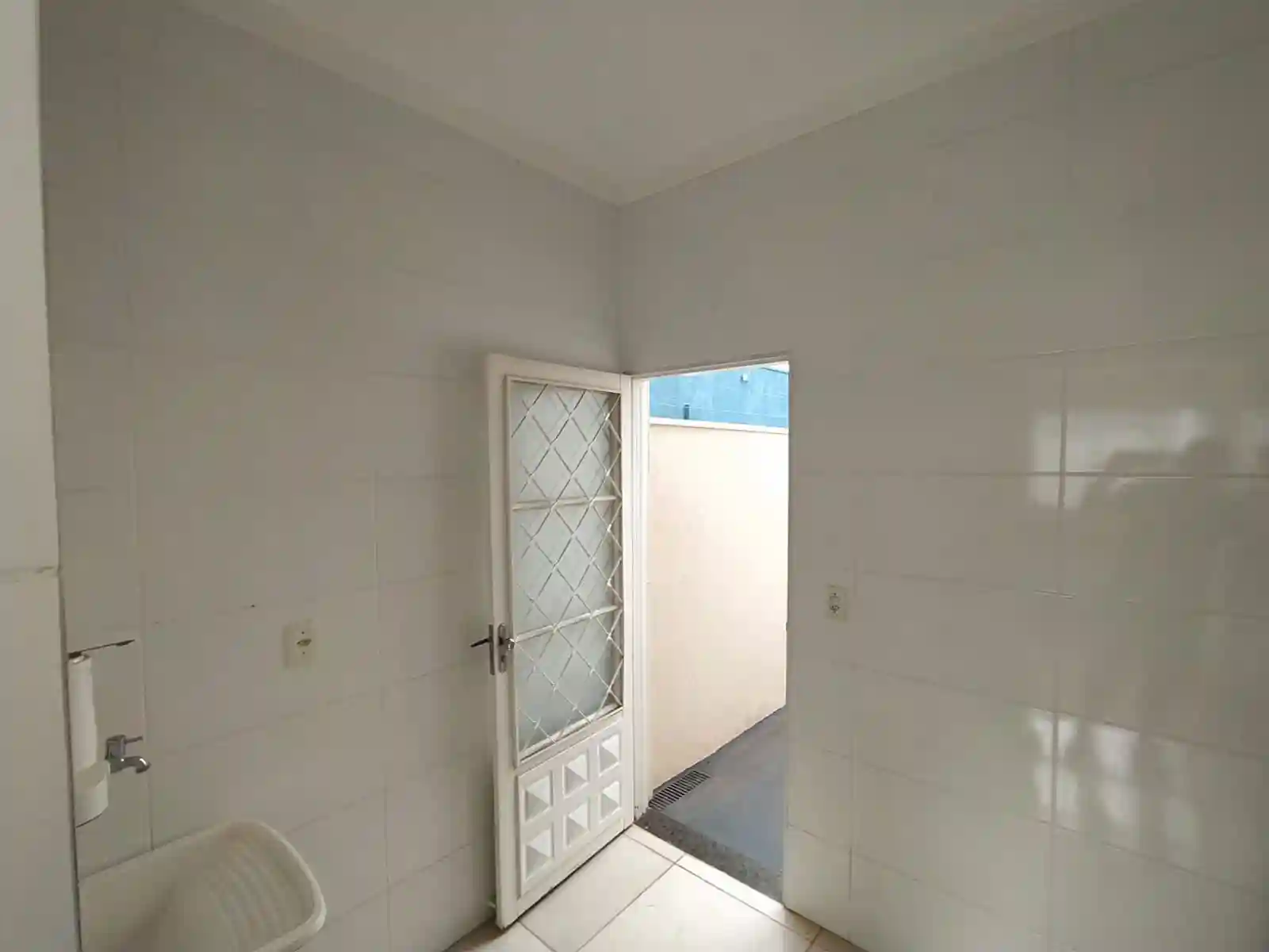 Casa com 3 quartos à venda, 250m² — foto 19 de 24