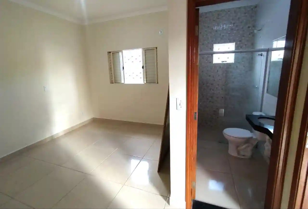 Casa com 3 quartos à venda, 250m² — foto 13 de 24