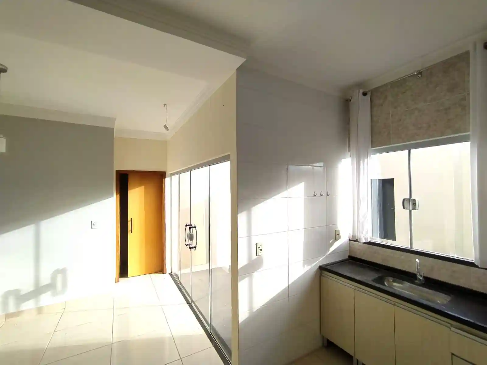 Casa com 3 quartos à venda, 250m² — foto 16 de 24