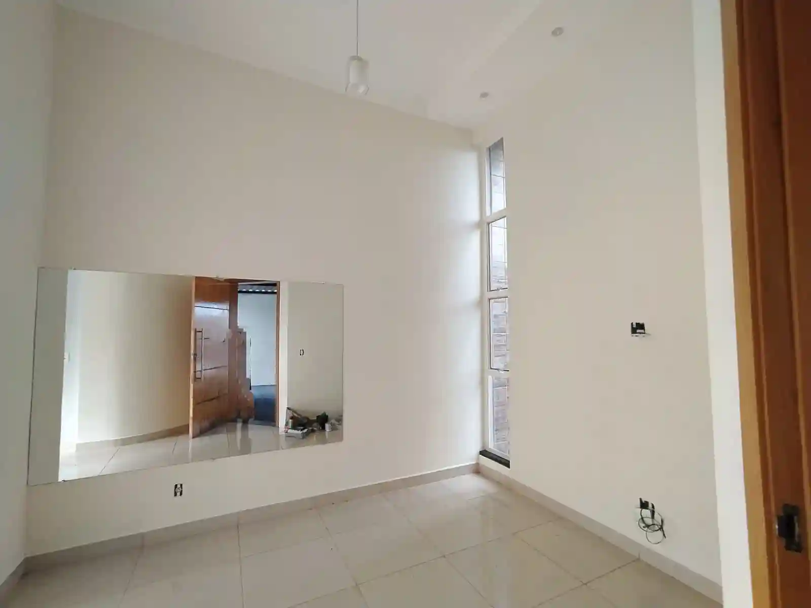 Casa com 3 quartos à venda, 250m² — foto 21 de 24