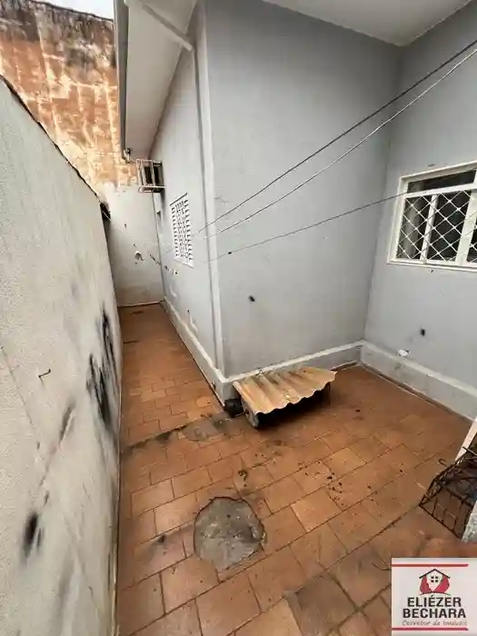 Casa com 2 quartos à venda, 200m² — foto 25 de 47