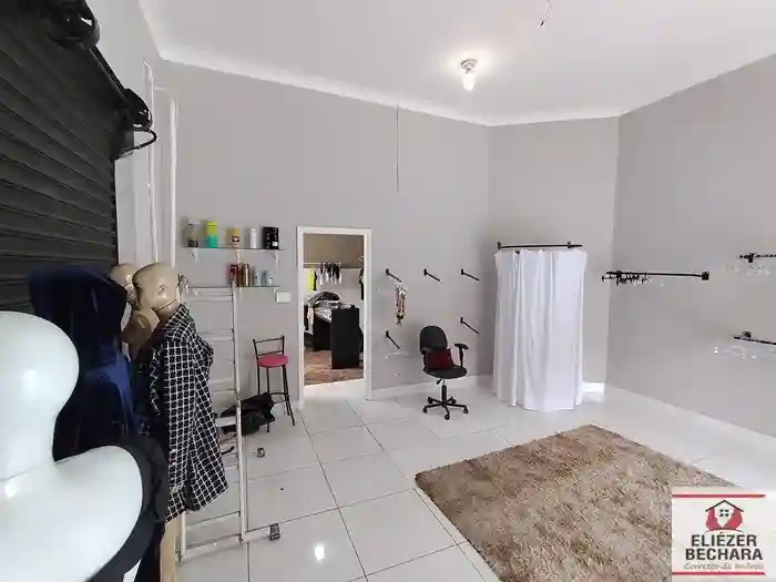 Casa com 2 quartos à venda, 200m² — foto 33 de 47