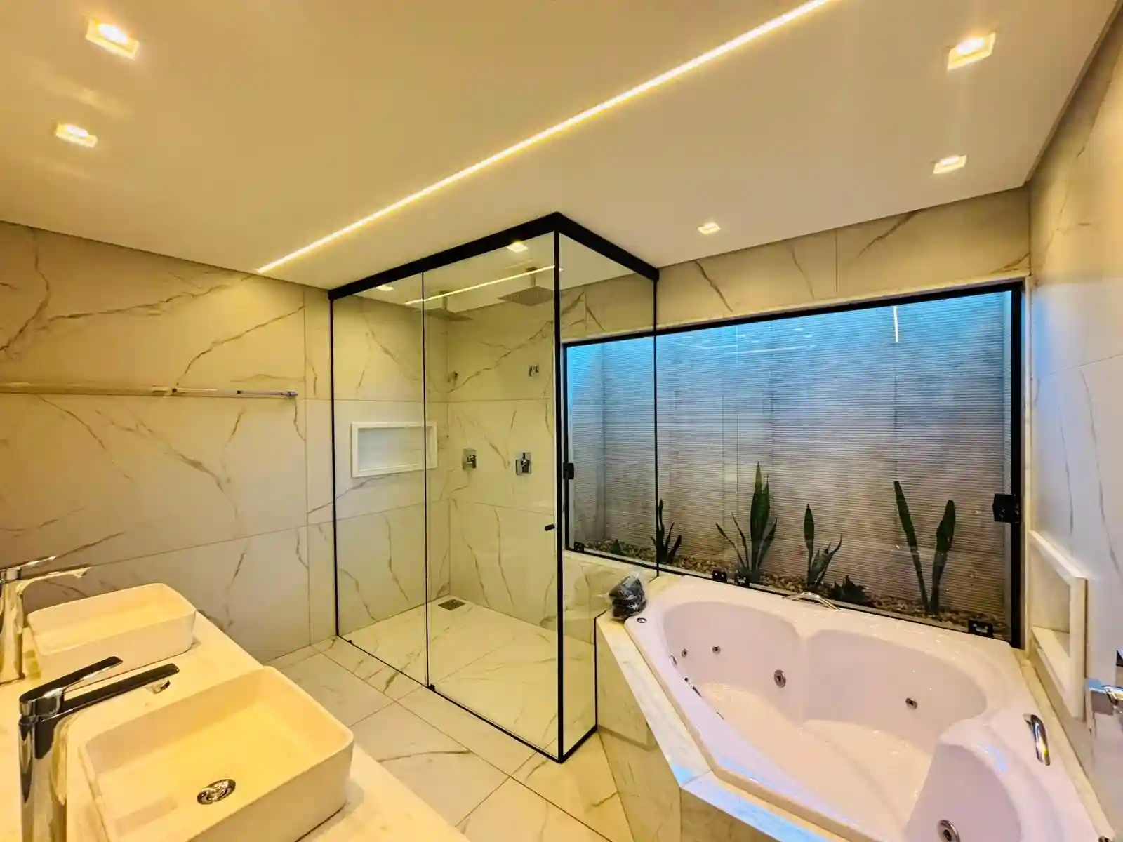 Casa de Condomínio com 3 quartos à venda, 255m² — foto 38 de 47