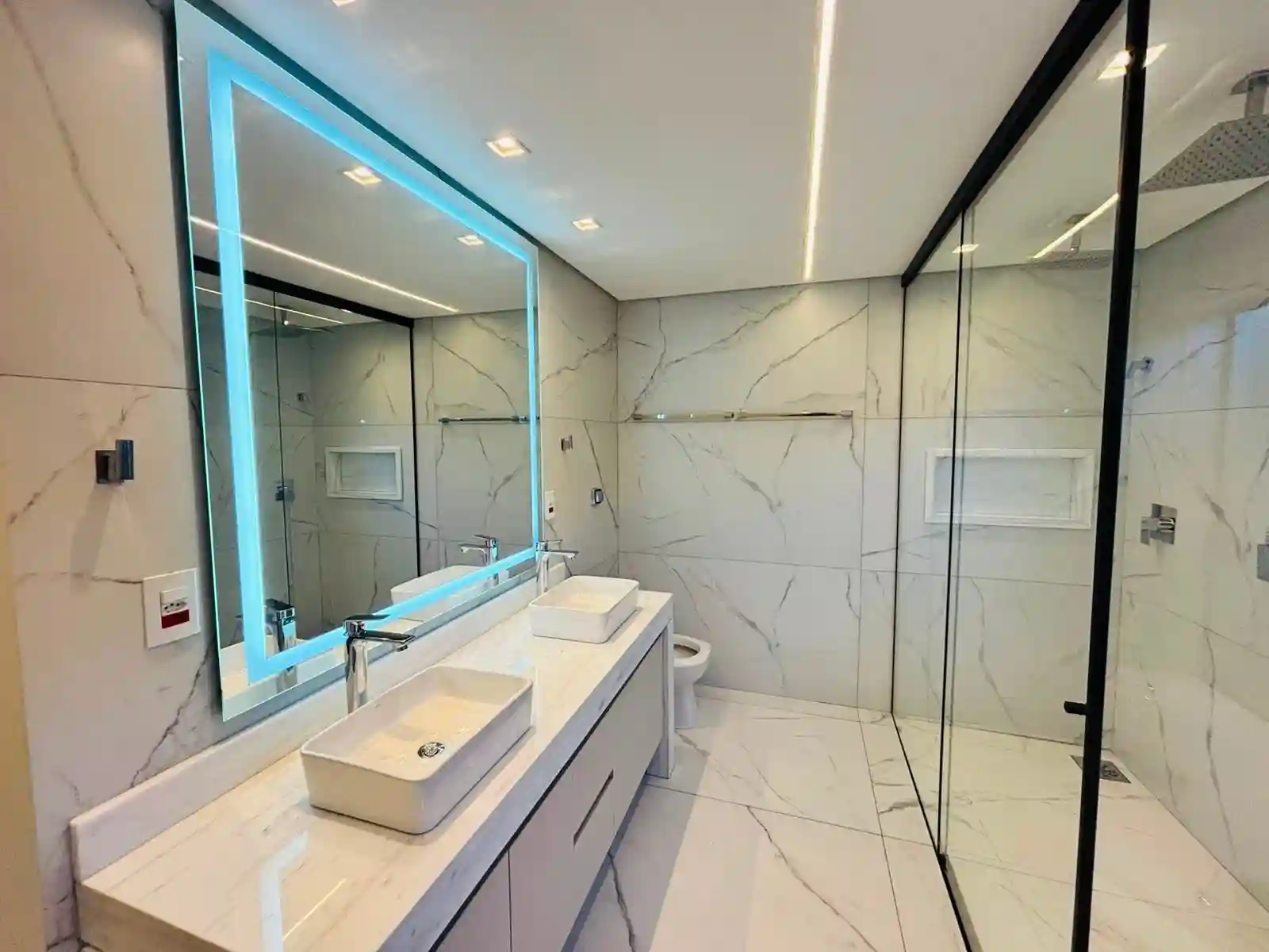 Casa de Condomínio com 3 quartos à venda, 255m² — foto 46 de 47
