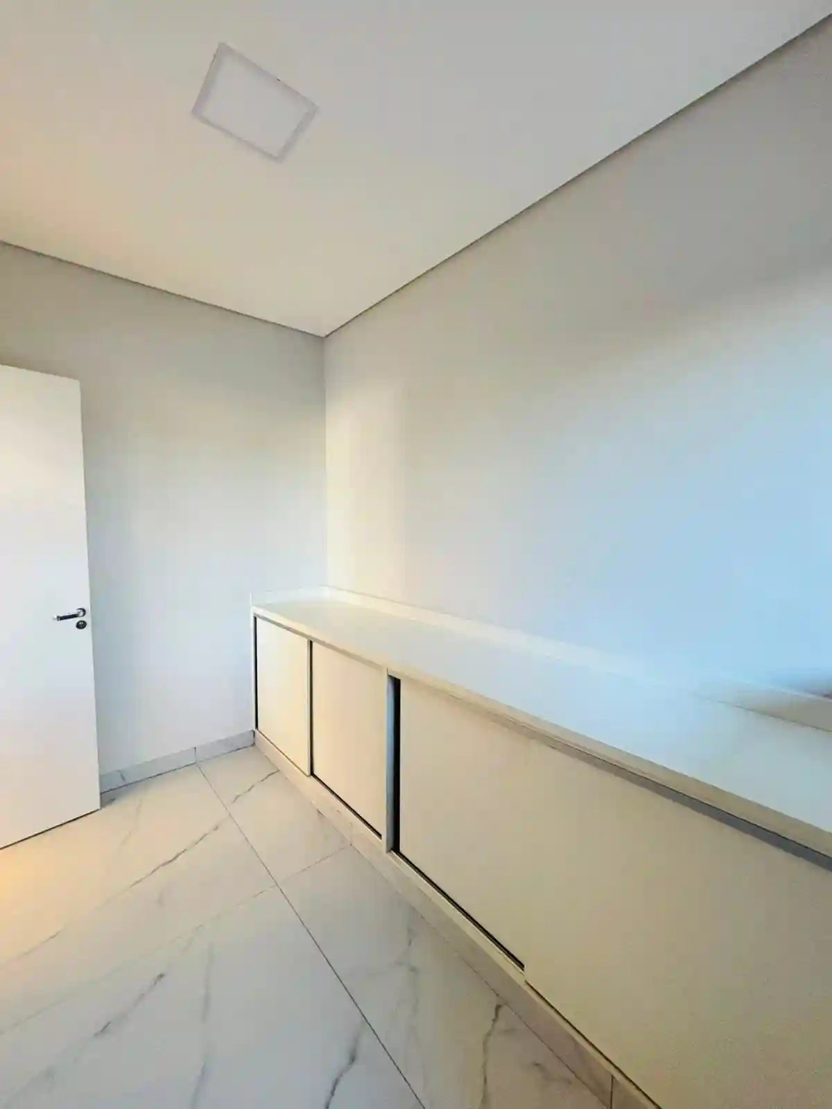 Casa de Condomínio com 3 quartos à venda, 255m² — foto 11 de 47