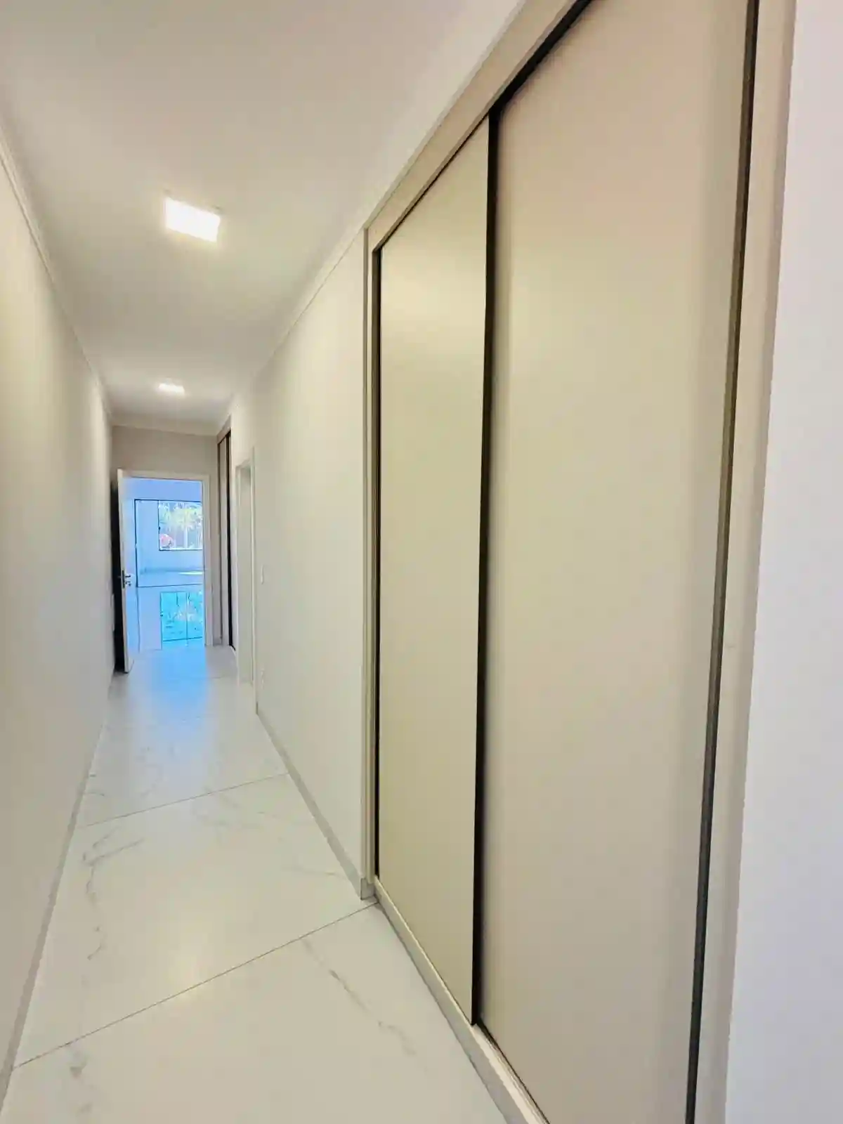 Casa de Condomínio com 3 quartos à venda, 255m² — foto 25 de 47