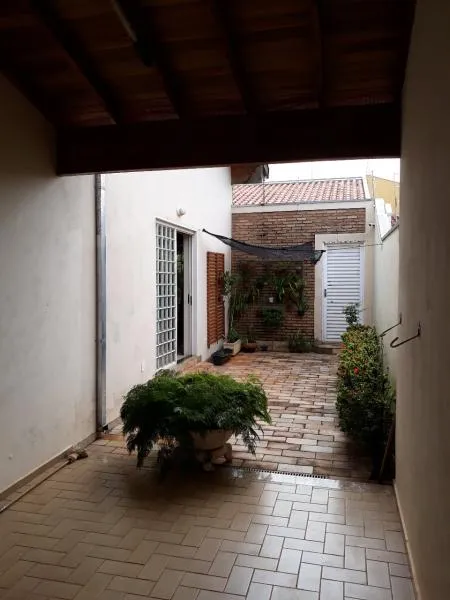 Casa à venda — foto 3 de 5