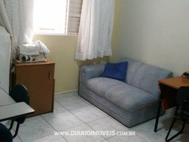 Casa à venda — foto 3 de 3