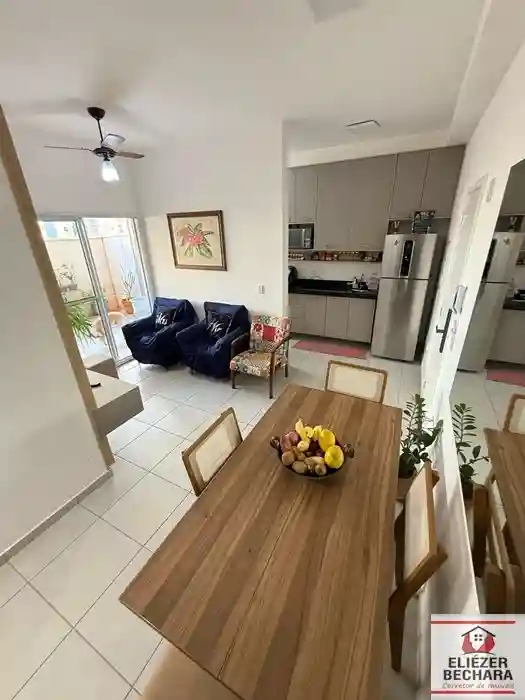 Apartamento com 2 quartos à venda, 77m² — foto 2 de 37