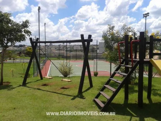 Terreno / Lote / Condomínio à venda — foto 4 de 4