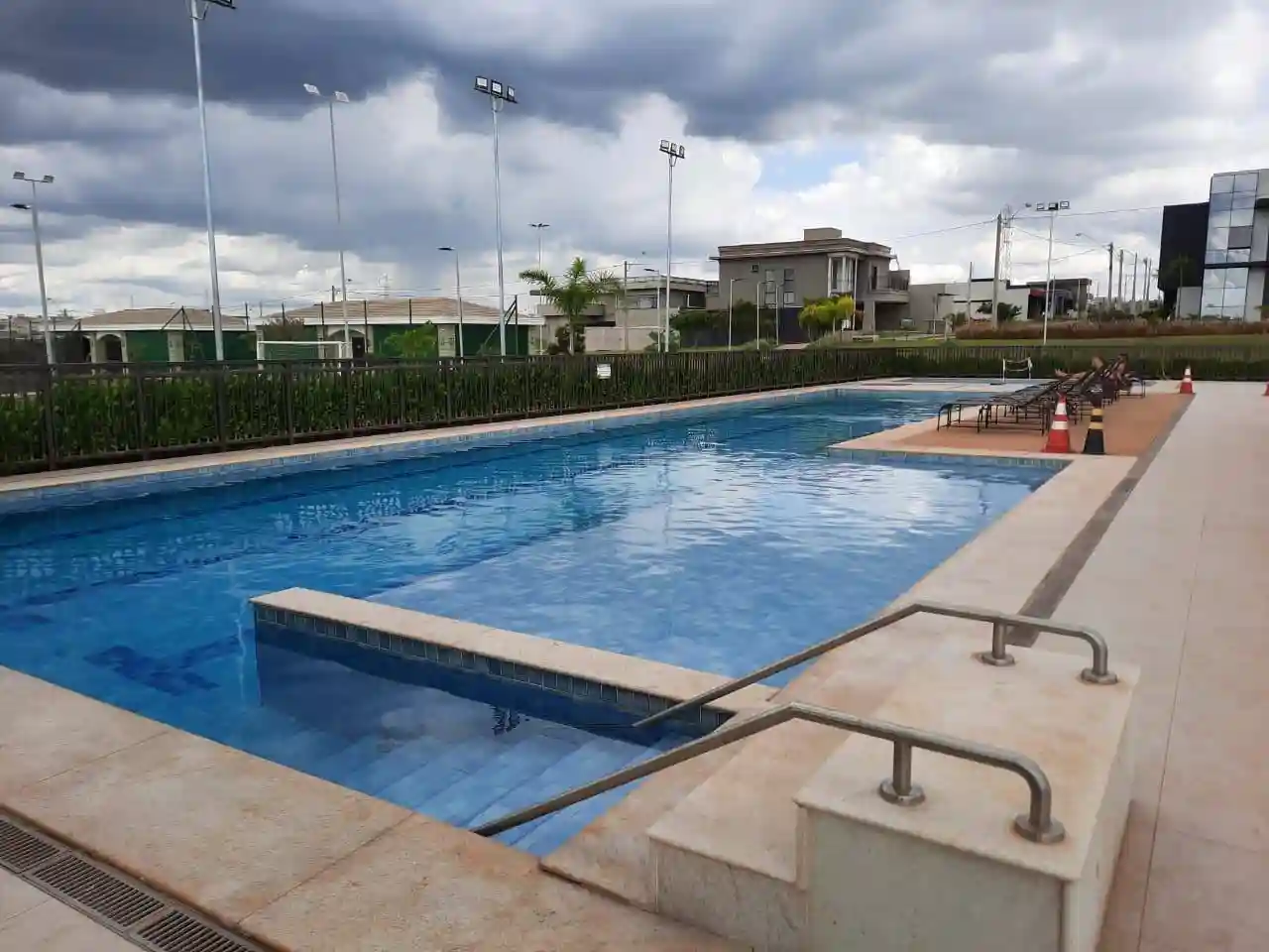 Terreno / Lote / Condomínio  à venda, 253m² — foto 4 de 11