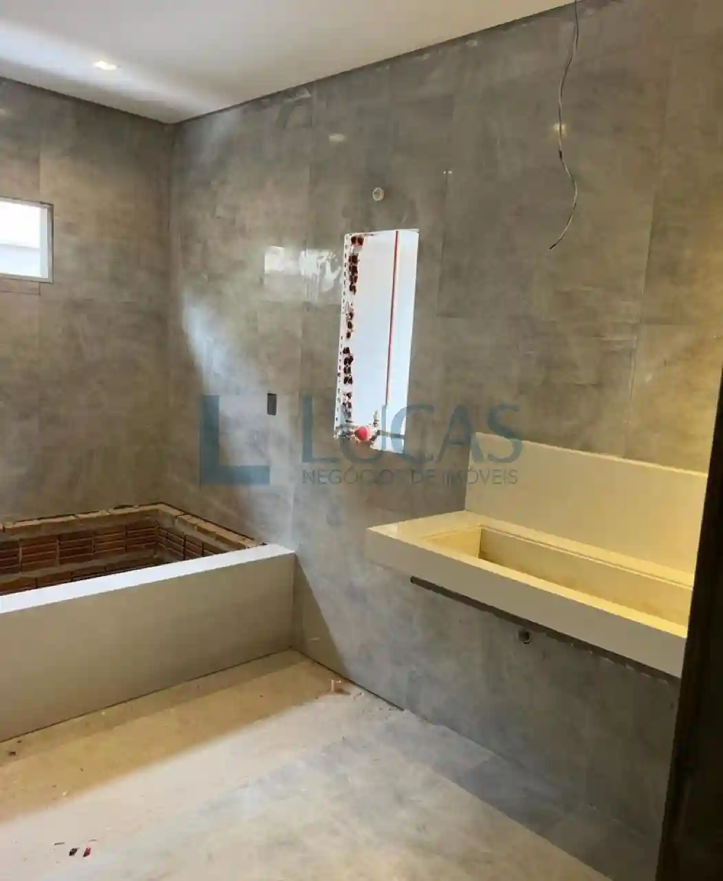 Casa de Condomínio com 3 quartos à venda, 240m² — foto 7 de 8