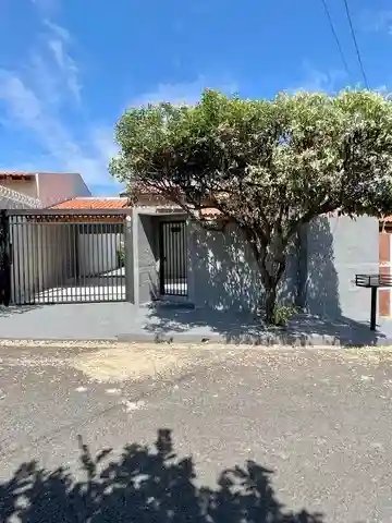 Casa com 2 quartos à venda, 200m² — foto 3 de 10