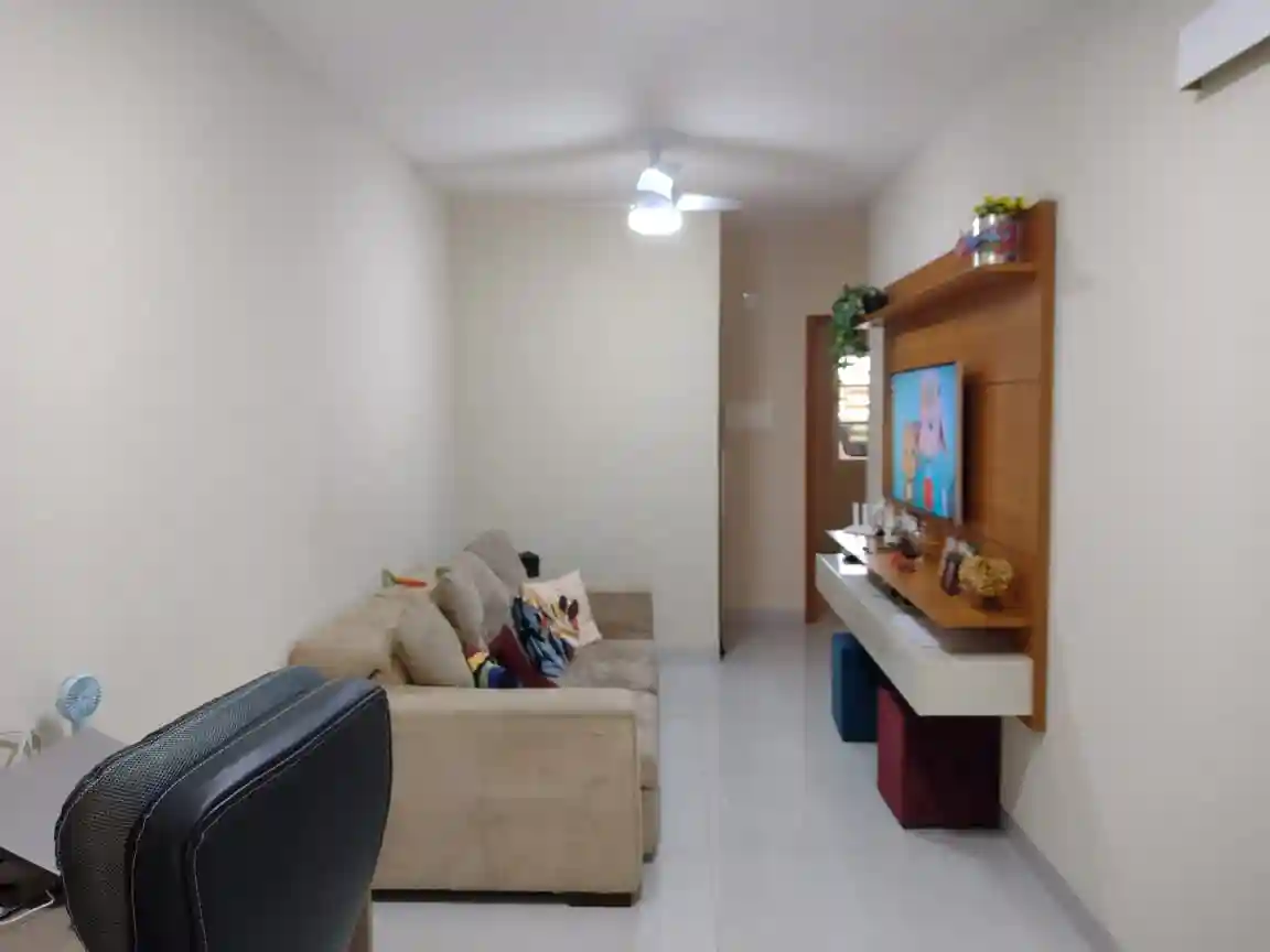 Casa com 2 quartos à venda, 70m² — foto 1 de 12