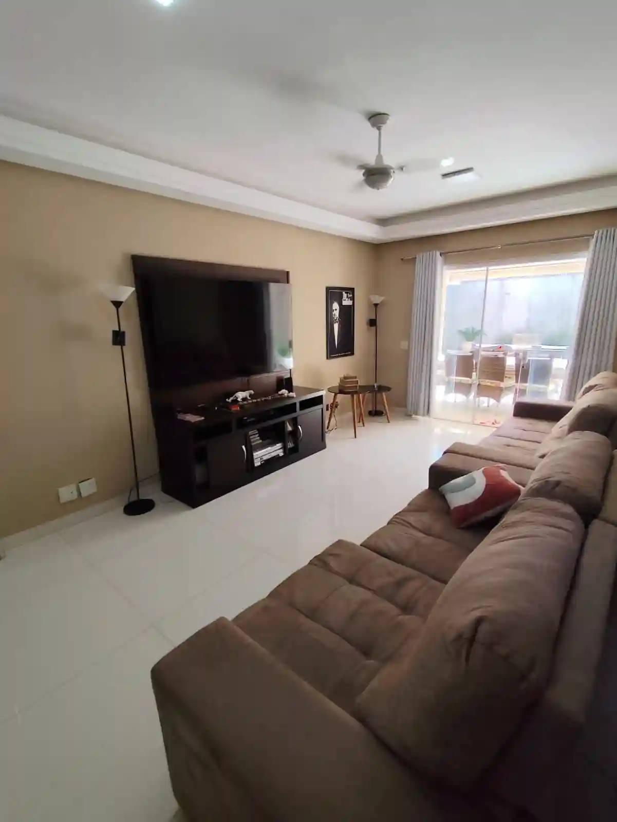 Casa de Condomínio com 5 quartos à venda, 405m² — foto 8 de 34