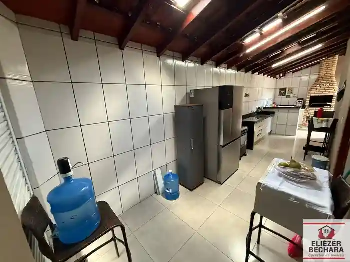 Casa com 3 quartos à venda, 167m² — foto 17 de 23