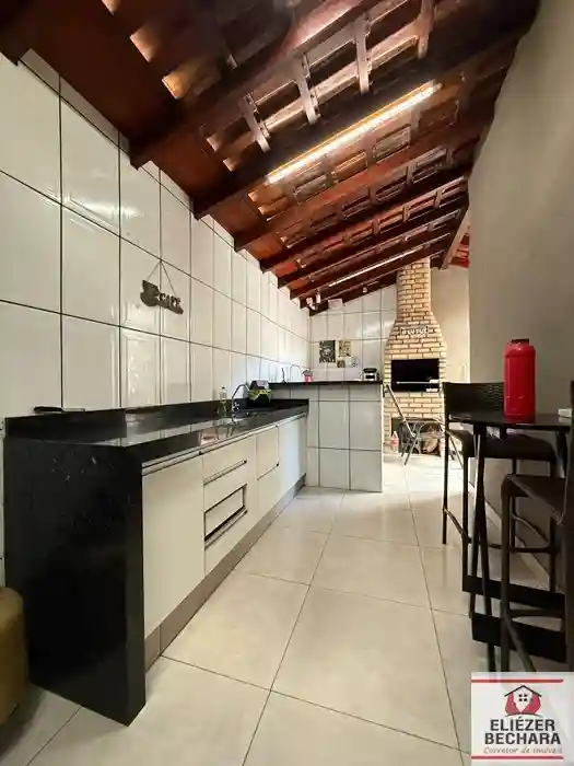 Casa com 3 quartos à venda, 167m² — foto 15 de 23