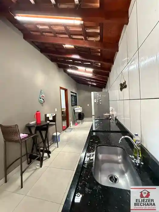 Casa com 3 quartos à venda, 167m² — foto 22 de 23