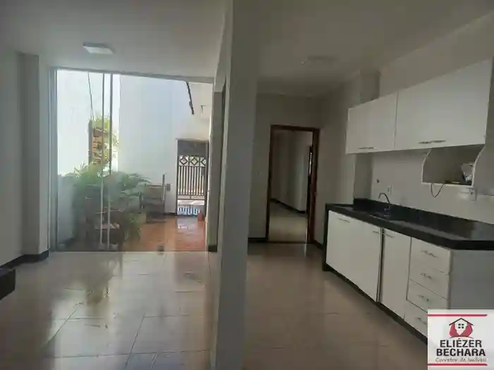 Casa com 3 quartos à venda, 170m² — foto 44 de 45