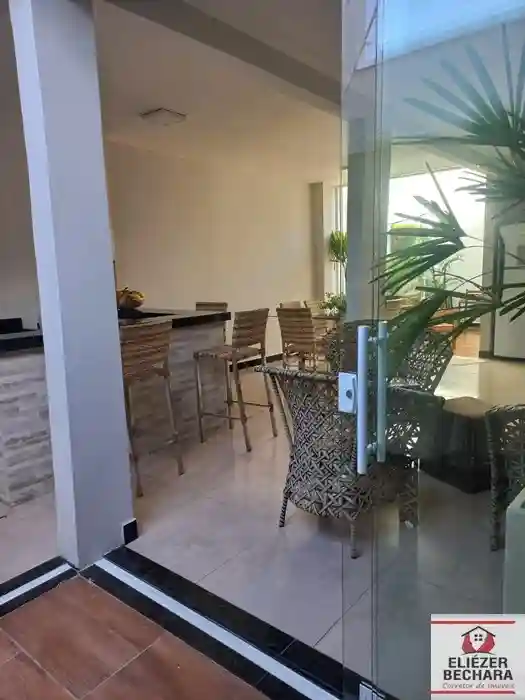 Casa com 3 quartos à venda, 170m² — foto 15 de 45