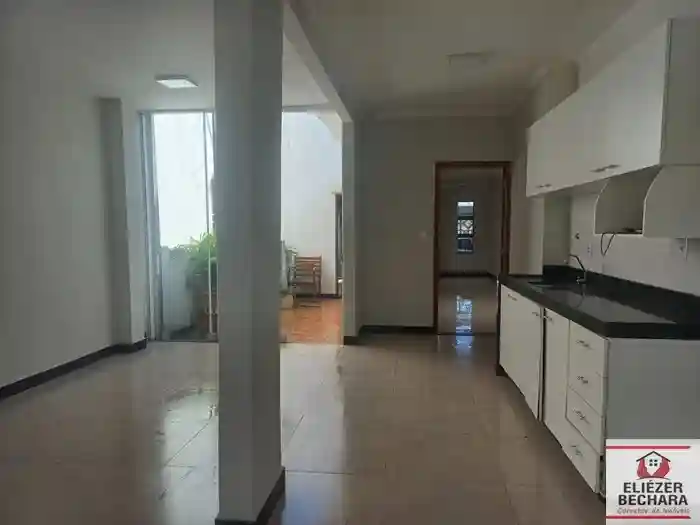 Casa com 3 quartos à venda, 170m² — foto 37 de 45