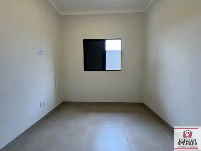 Casa com 3 quartos à venda, 100m² — foto 10 de 17