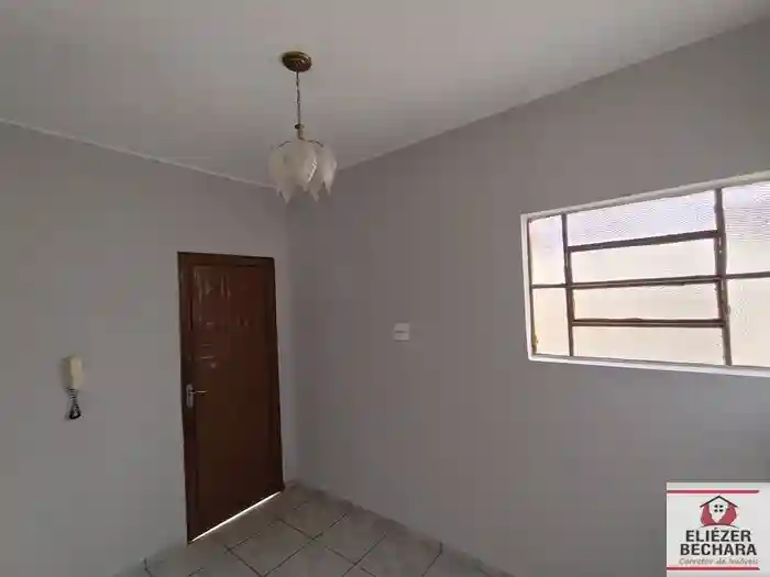 Casa com 2 quartos à venda, 75m² — foto 3 de 25