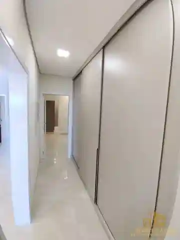 Casa de Condomínio com 3 quartos à venda, 205m² — foto 16 de 19