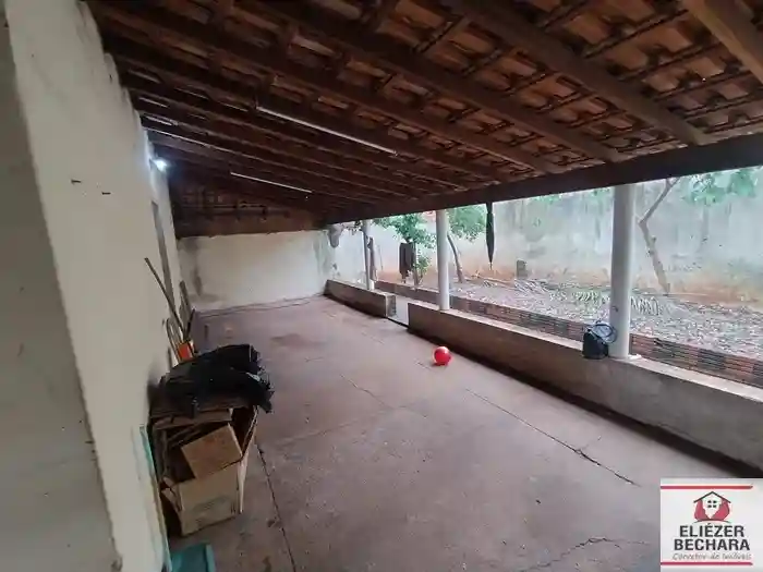 Casa com 2 quartos à venda, 100m² — foto 2 de 24