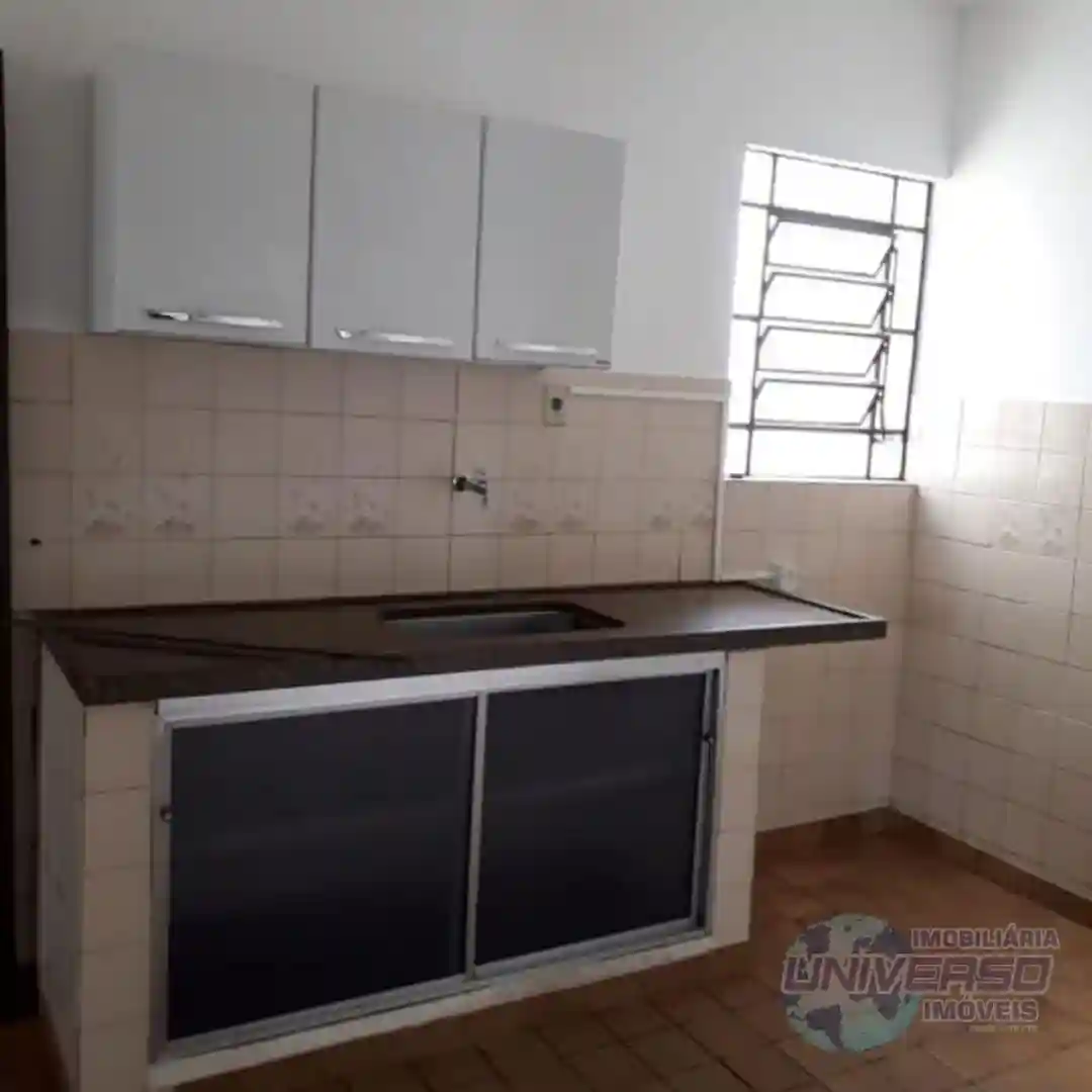 Casa com 2 quartos à venda, 243m² — foto 7 de 10