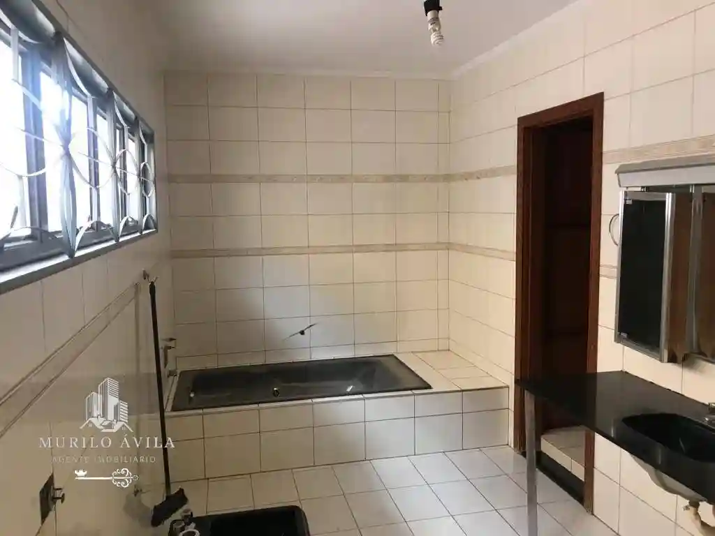 Casa Comercial com 4 quartos à venda, 8000m² — foto 13 de 13