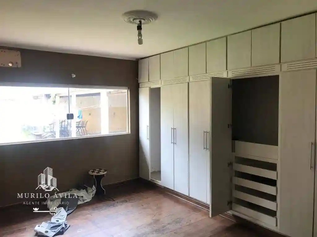 Casa Comercial com 4 quartos à venda, 8000m² — foto 11 de 13