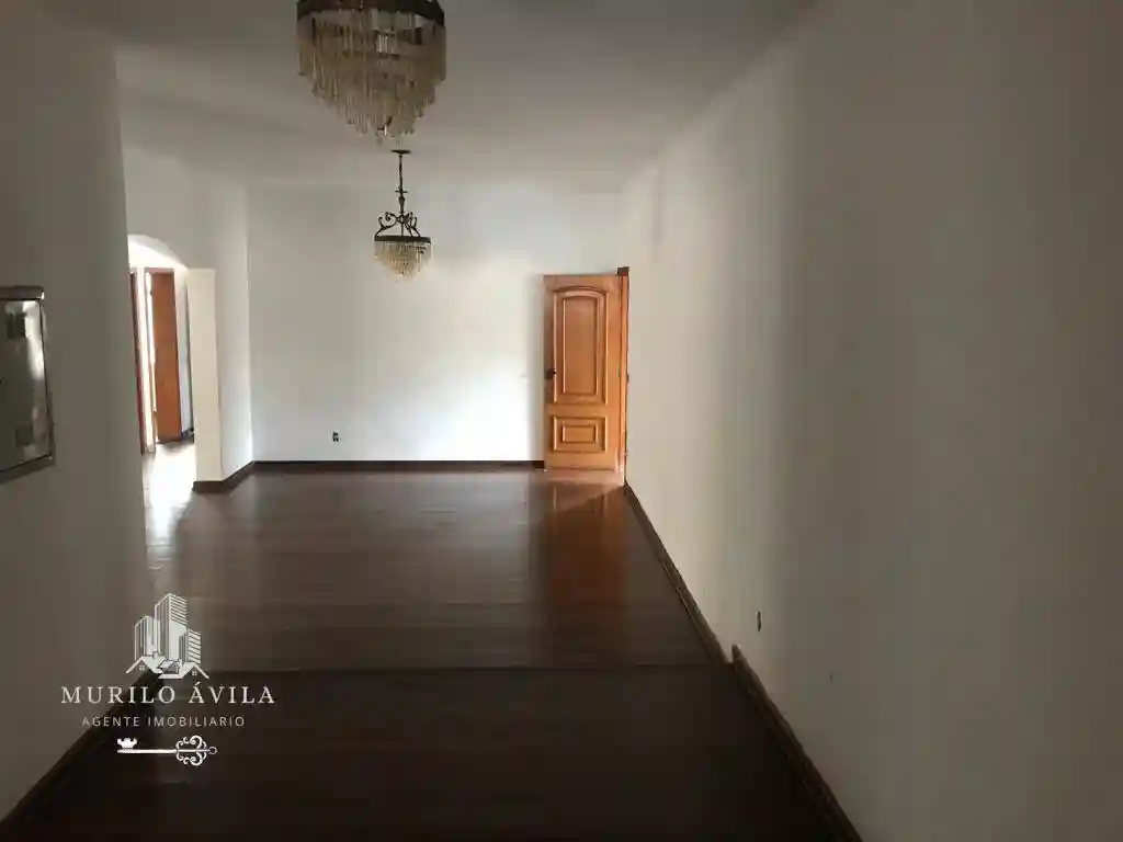 Casa Comercial com 4 quartos à venda, 8000m² — foto 2 de 13