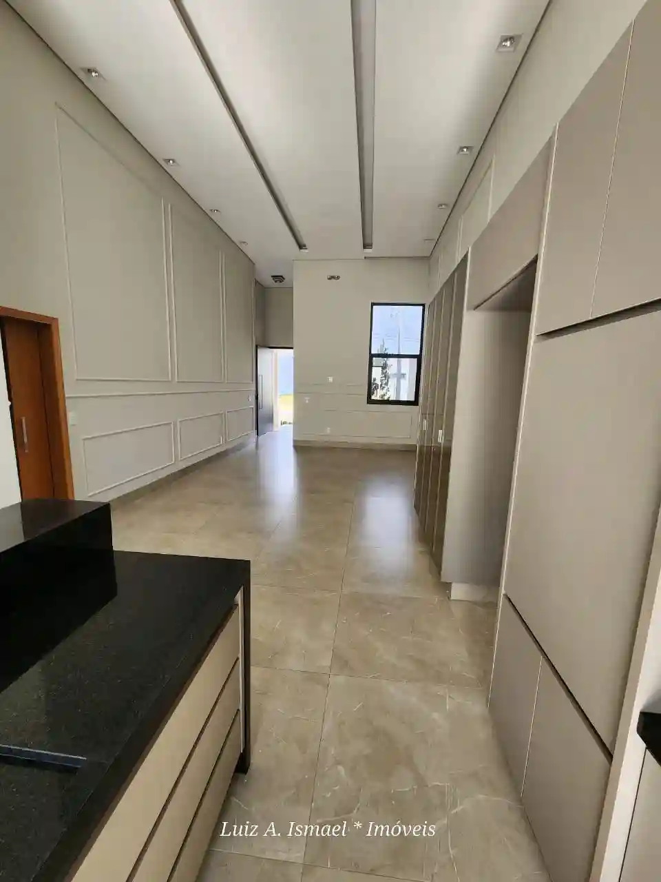 Casa de Condomínio com 3 quartos à venda, 255m² — foto 5 de 35