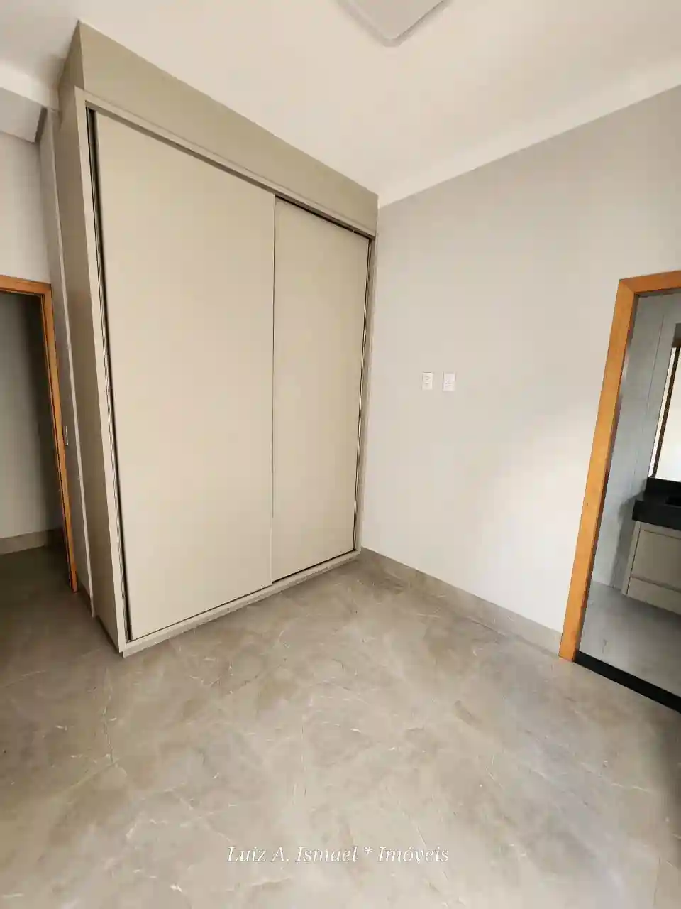 Casa de Condomínio com 3 quartos à venda, 255m² — foto 33 de 35