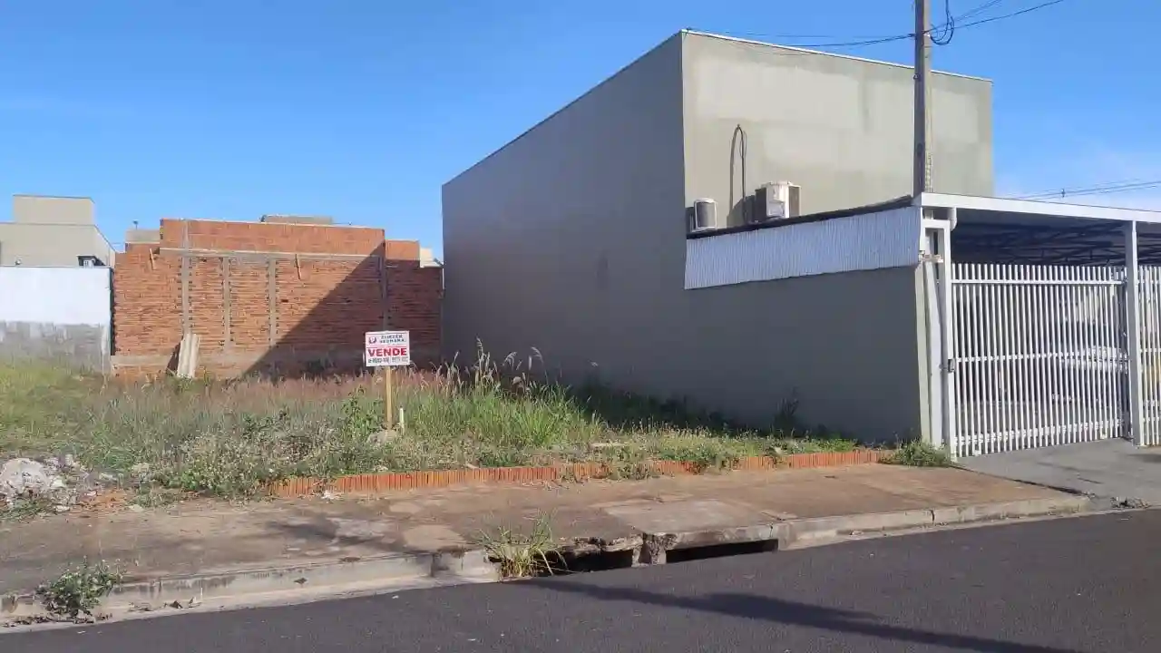Terreno / Lote / Condomínio  à venda, 200m² — foto 3 de 7