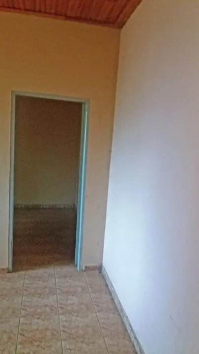 Casa à venda — foto 2 de 8