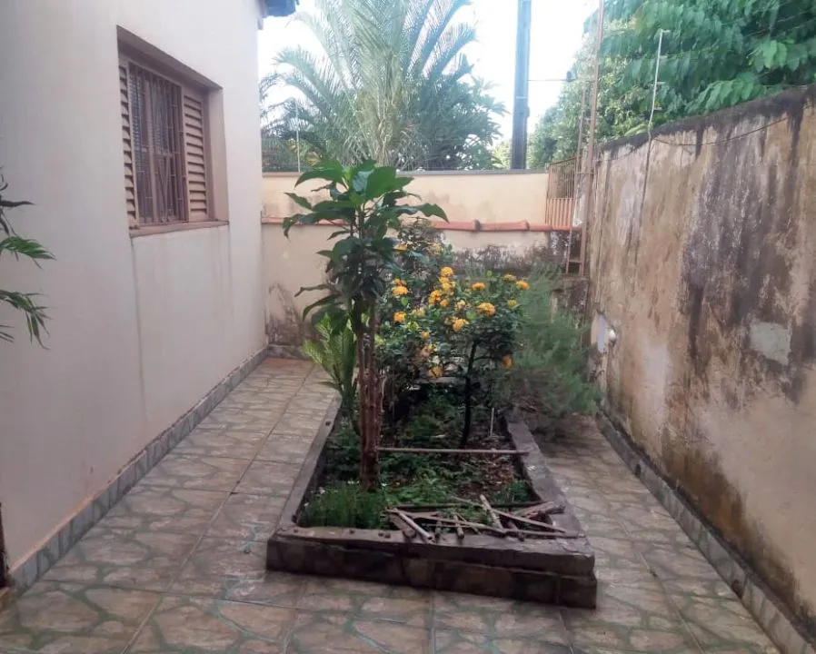 Casa à venda — foto 7 de 8
