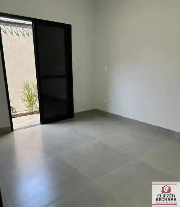 Casa com 3 quartos à venda, 130m² — foto 6 de 7